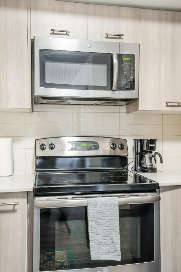 Globalstay Downtown Hamilton Apartments Экстерьер фото