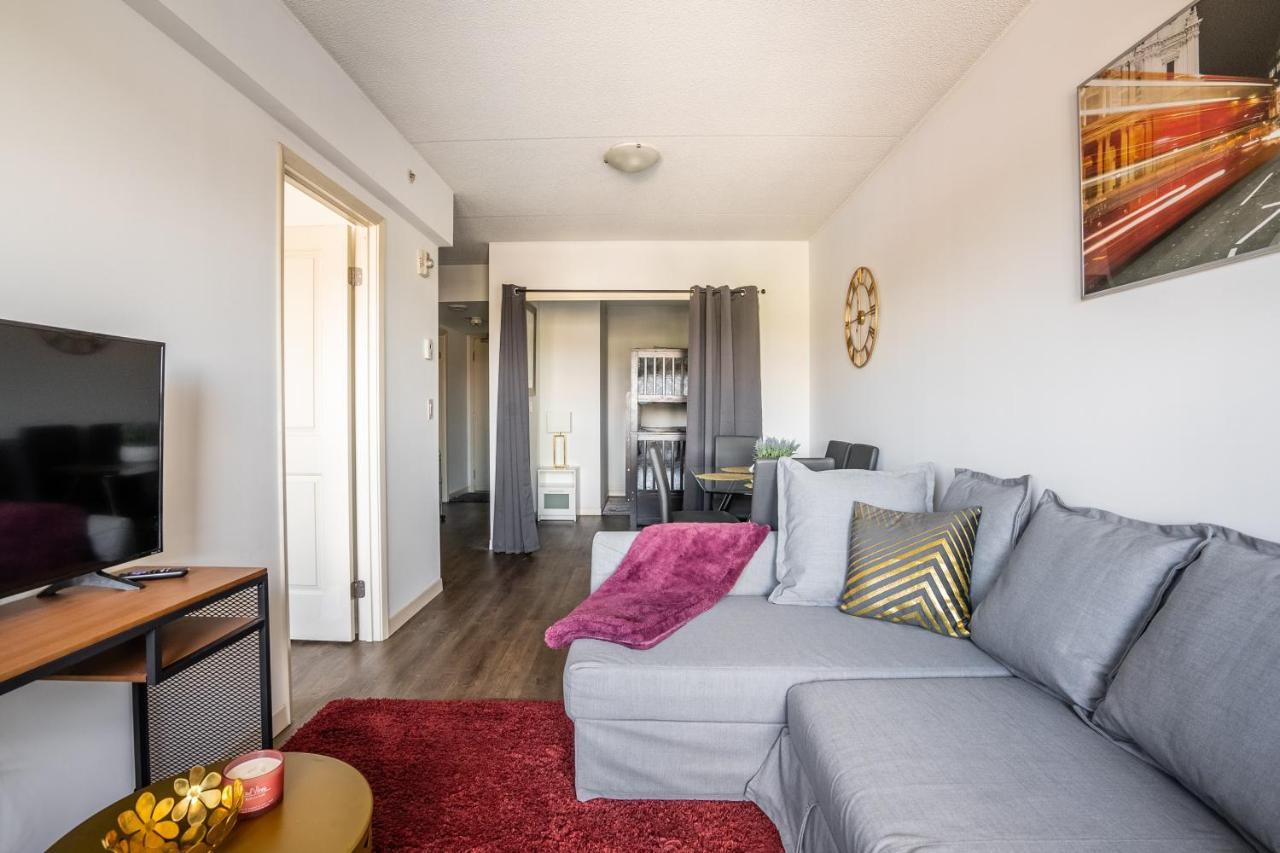 Globalstay Downtown Hamilton Apartments Экстерьер фото